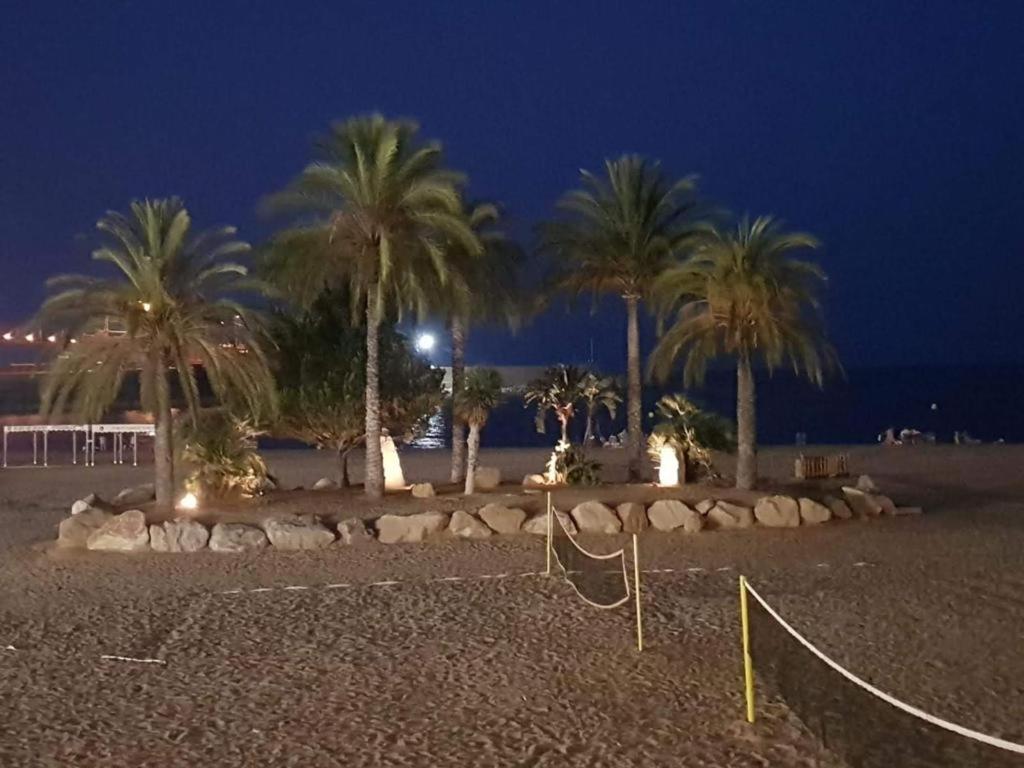 Bea Laguna Beach Vera Playa - Private Jacuzzi Екстериор снимка
